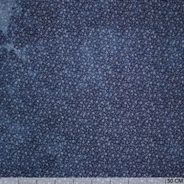 Chambray-Jeansstoff mit Tie-Dye-Blumen
