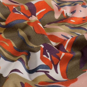 Punta-Print mit abstraktem Muster in Moosgrün