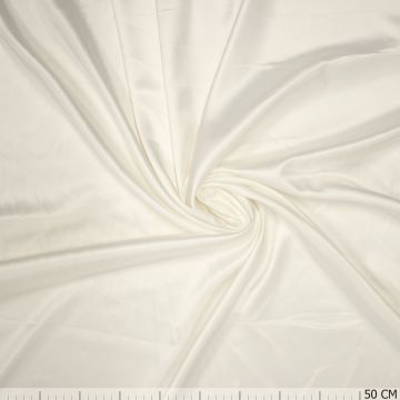 Dull Satin in gebrochenem Weiß