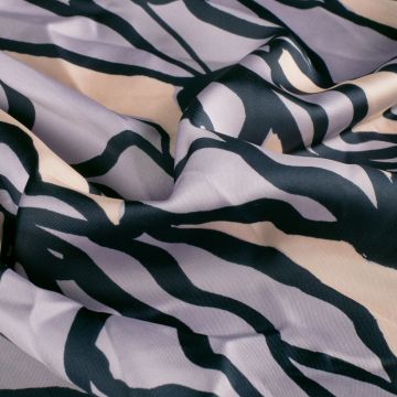 Bedruckter Satinstoff Abstract Lila